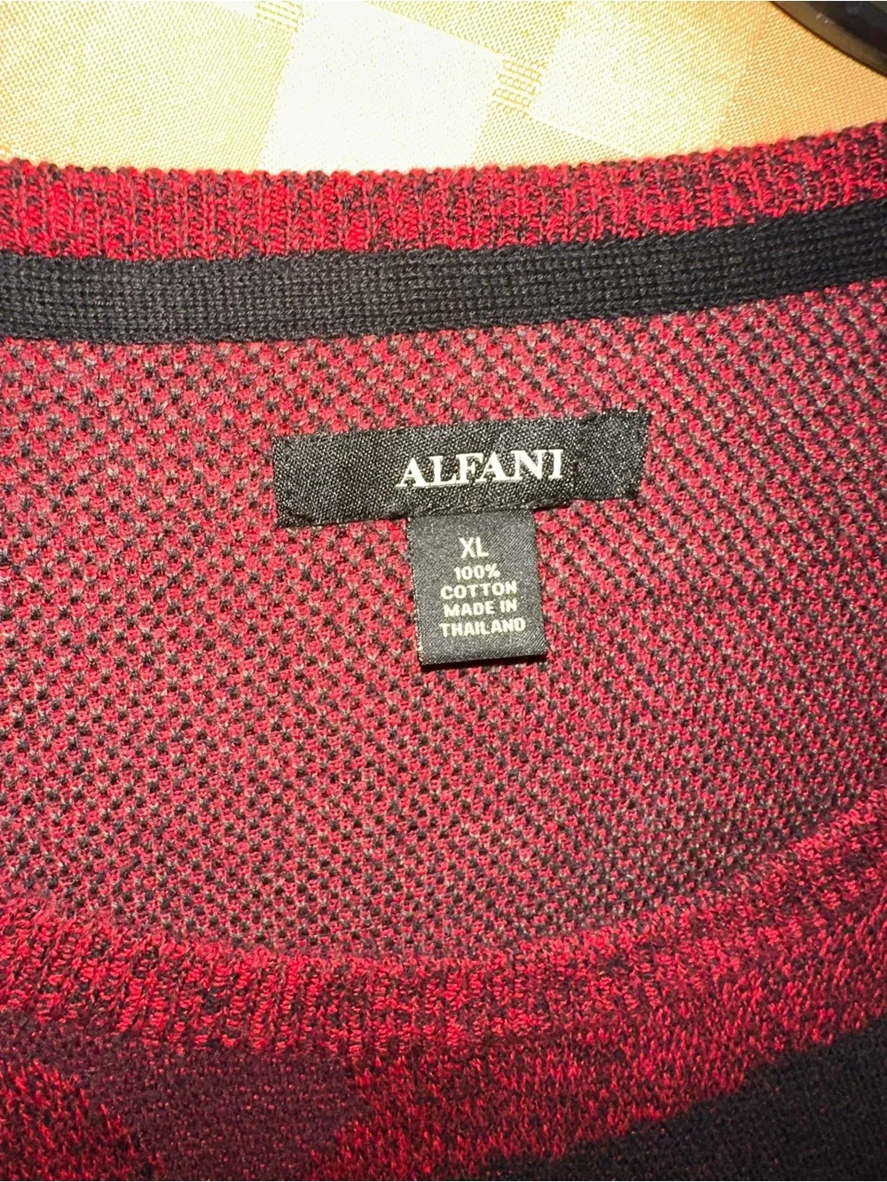 Alfani Men's Red and Black Camouflage Crewneck Sweater
